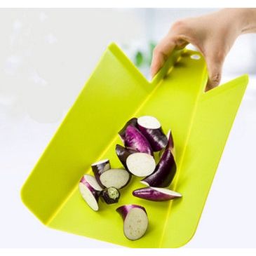 Kitchen Folding Cutting Board – Non-Slip, Food-Grade Foldable Chopping Board
