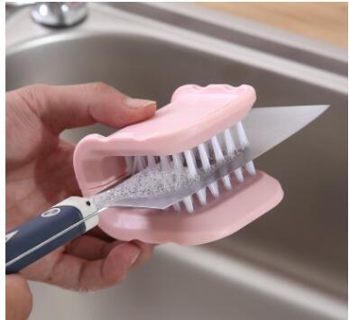 U-Shaped Knife & Cutlery Cleaner – Safe, Fast & Hands-Free Cleaning
